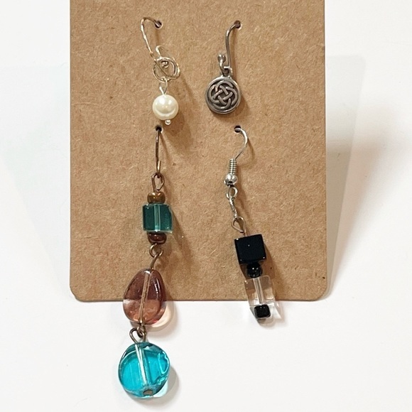 Vintage Jewelry - Vintage Mismatched Beaded Boho Dangle Earrings
